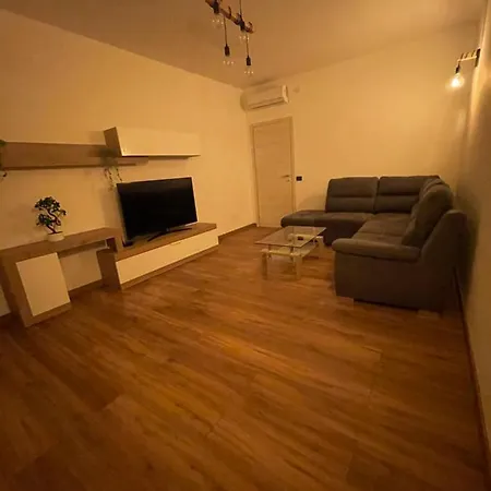 アパート Prestige Appartament *