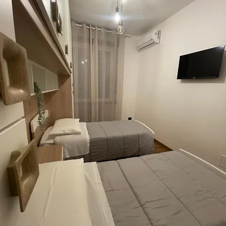 Prestige Appartament アパート