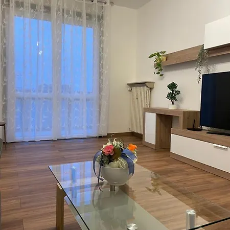 アパート Prestige Appartament *